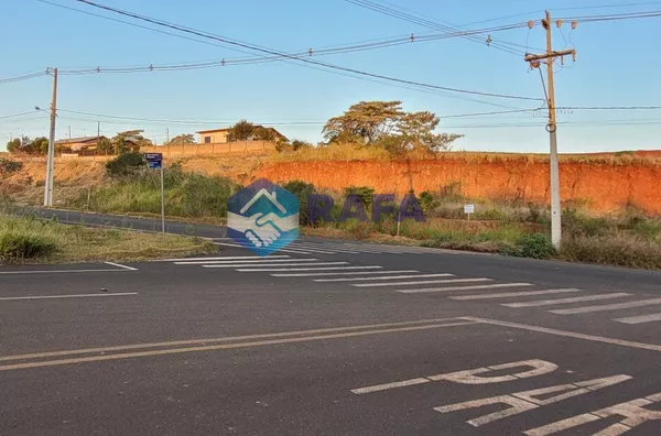 TERRENO NO LOTEAMENTO DOM LUIZ || BAIRRO FRARON || PATO BRANCO - PR