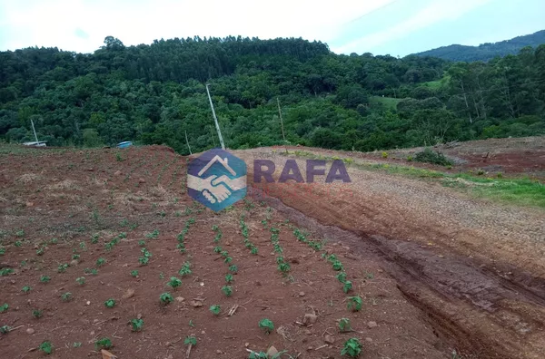 TERRENO COM CASA DE ALVENARIA || PRÓXIMO AO ALAGADO || MANGUEIRINHA - PR 