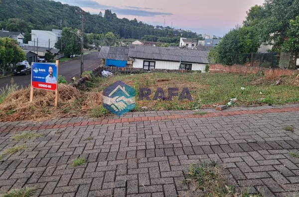 TERRENO COMERCIAL DE ESQUINA || BAIRRO PINHEIRINHO || PATO BRANCO - PR
