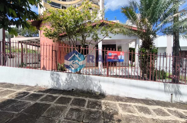 CASA AMPLA MISTA || BAIRRO BRASILIA || PATO BRANCO - PR