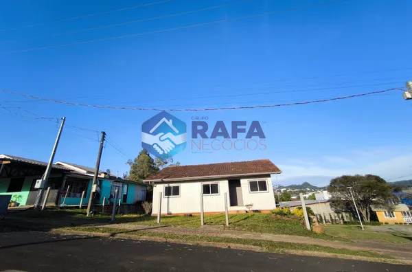 CASA DE MADEIRA || BAIRRO CENTRO ||  VITORINO - PR