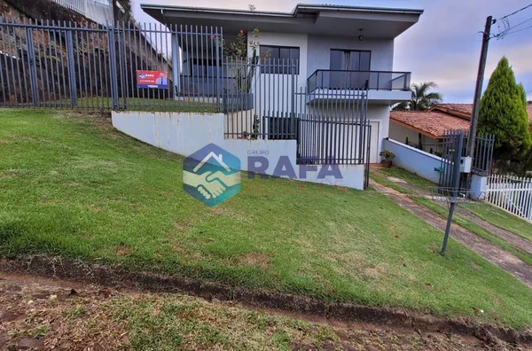 CASA AMPLA || BAIRRO MENINO DEUS || PATO BRANCO - PR