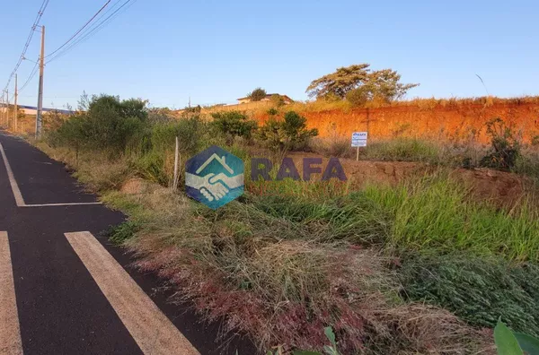 TERRENO NO LOTEAMENTO DOM LUIZ || BAIRRO FRARON || PATO BRANCO - PR