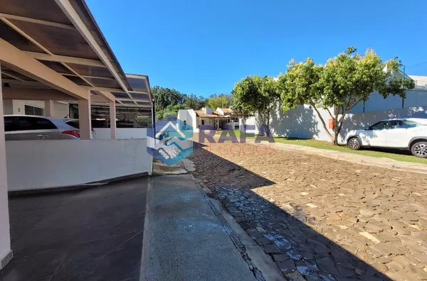 CASA COM 03 QUARTOS || BAIRRO PINHEIRINHO || PATO BRANCO - PR