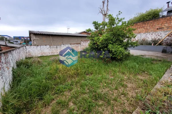 CASA COM 03 QUARTOS || BAIRRO PLANALTO ||  PATO BRANCO - PR