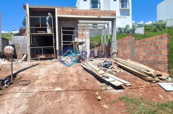 CASA SUÍTE + 1 QUARTO || BAIRRO FRARON || PATO BRANCO - PR