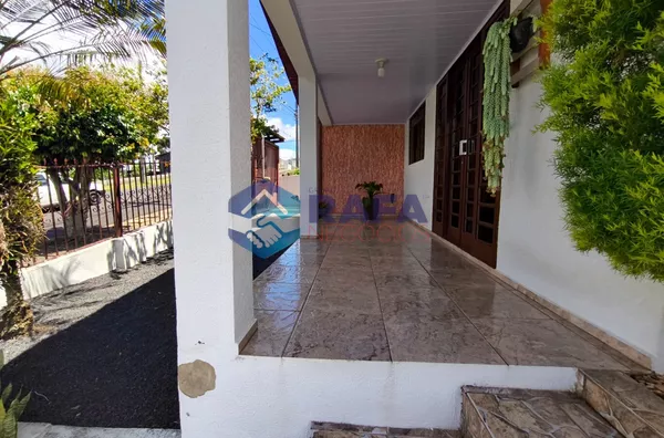 CASA AMPLA MISTA || BAIRRO BRASILIA || PATO BRANCO - PR