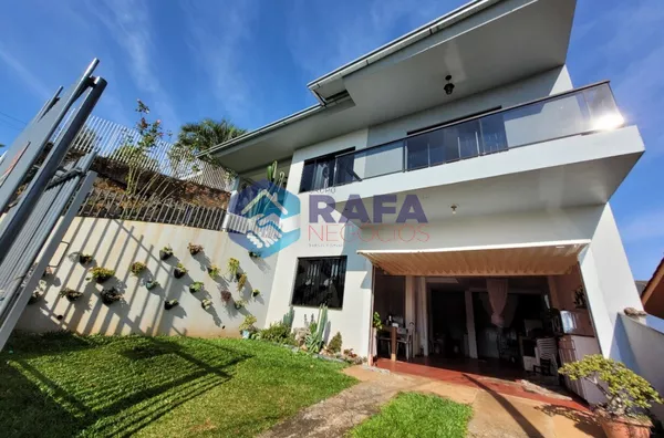 CASA AMPLA || BAIRRO MENINO DEUS || PATO BRANCO - PR