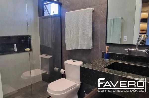 Casa de alto padrão à venda