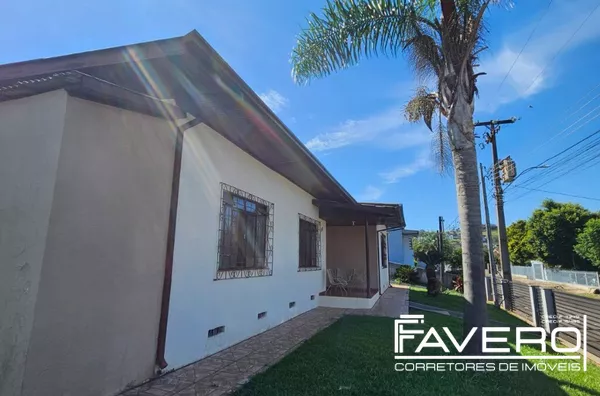 Casa Mista para venda com Ótimo Terreno no Parzianello em Pato Branco
