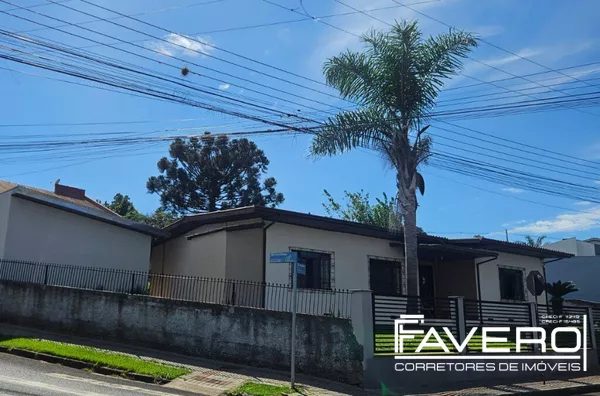 Casa Mista para venda com Ótimo Terreno no Parzianello em Pato Branco