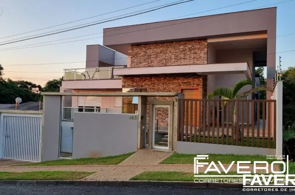 Casa de alto padrão à venda