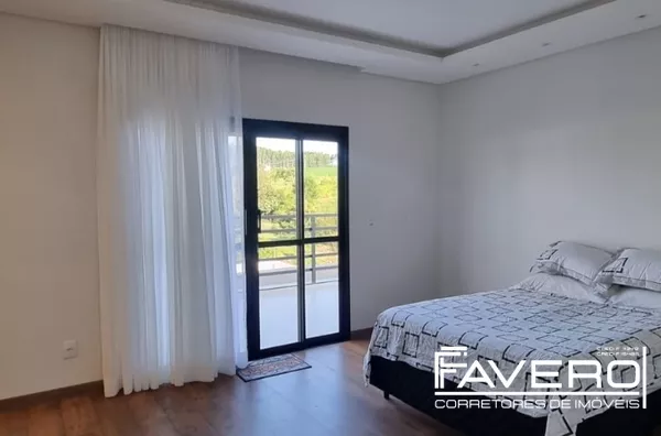 Casa de alto padrão à venda