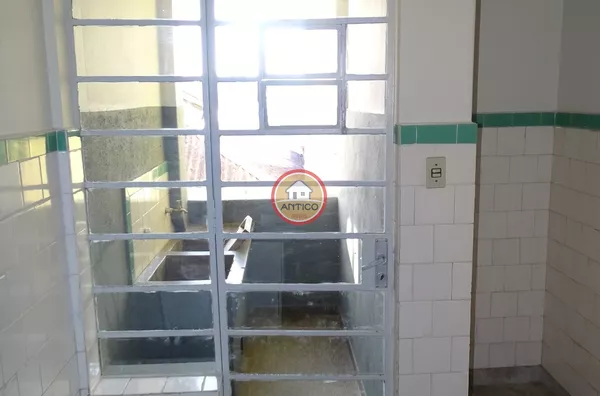 ACESSO ÁREA DE SERVIÇOS