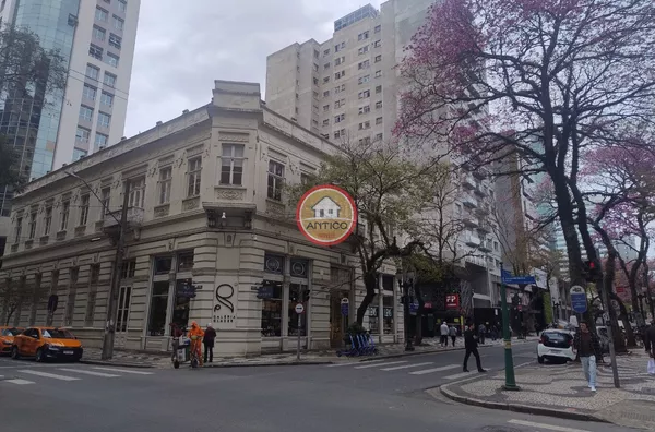 Excelente Oportunidade Comercial no Centro de Curitiba! - RUA COMENDADOR ARAUJO 