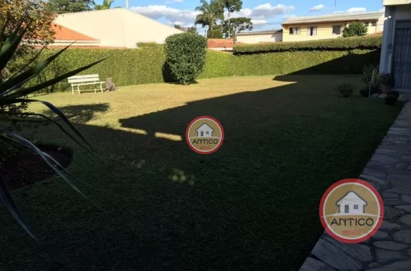 OPORTUNIDADE ÚNICA TERRENO DUPLO TOTALIZANDO 754 M² - COM EXCELENTE CASA DE 226,50 M² 