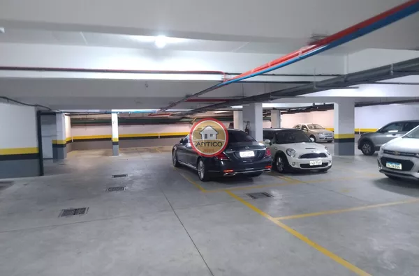 VAGA DE GARAGEM / NUMERADA "FIXA"