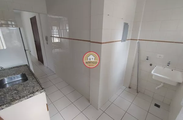 COZINHA / ÁREA DE SERVIÇOS