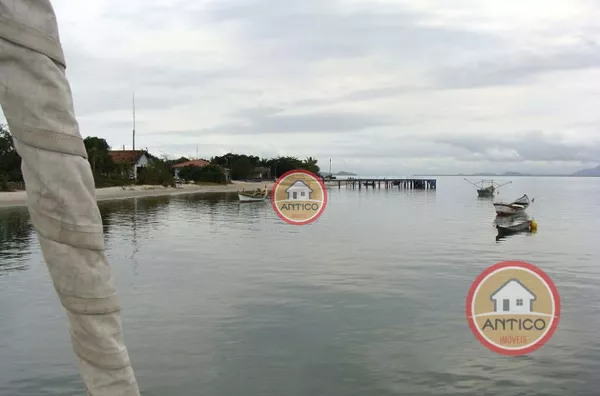 ILHA DAS PEÇAS –TERRENO COM 935 M² - O PARAÍSO DOS GOLFINHOS