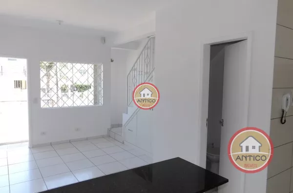 EXCELENTE SOBRADO - 02 QUARTOS-CHURRASQUEIRA-2 VAGAS-S/CONDOMÍNIO – COM 62,80M² - SANTA FELICIDADE - Foto 4