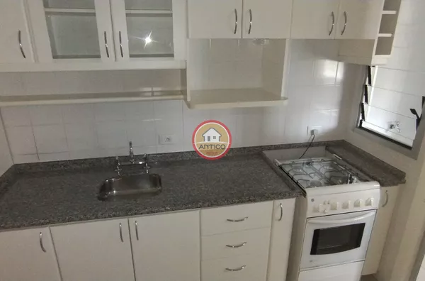 APARTAMENTO BATEL - SEMI MOBILIÁDO - A POUCOS METROS DO SHOPPING CRYSTAL 