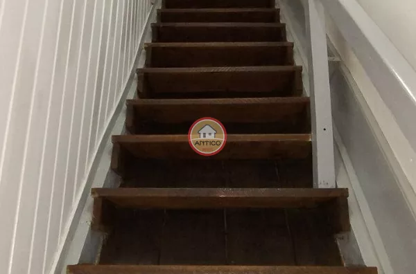 ESCADA ACESSO DORMITÓRIOS