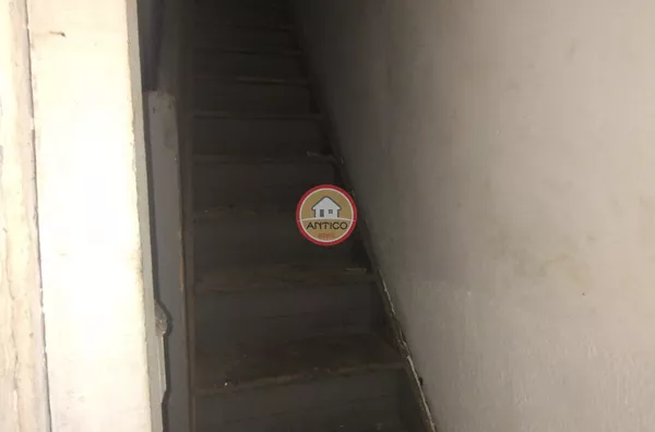 ESCADA ACESSO PISO SUPERIOR