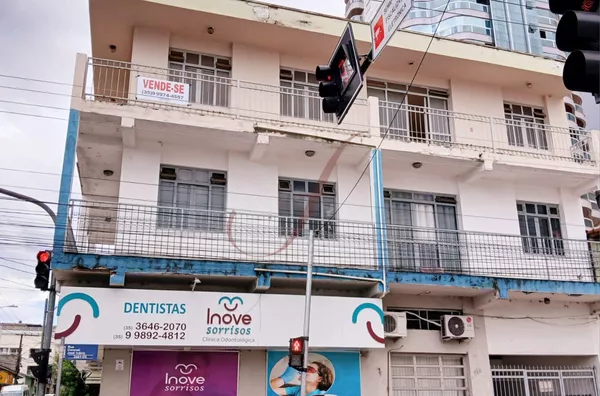 Apartamento com 4 quarto, Centro, Pouso Alegre MG