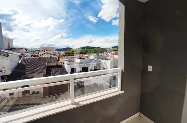 Apartamento com 2 quartos (sendo uma suite), Bairro Parque dos Fontes, Pouso Alegre MG