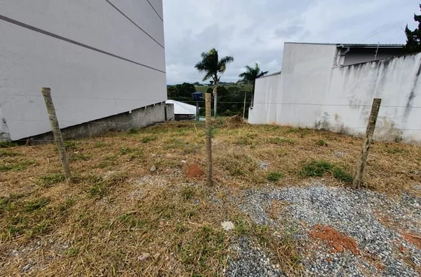Terreno 300m² no Santa Branca à venda
