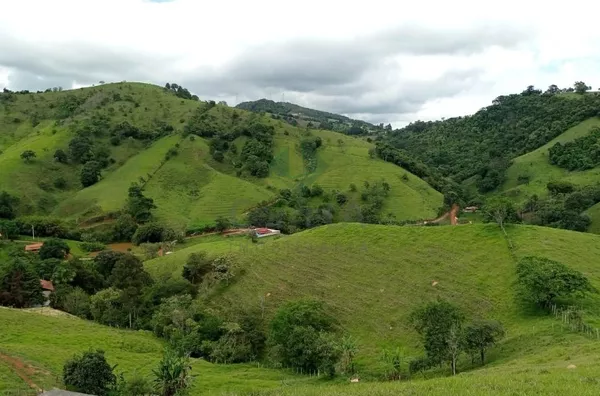 Chácara escriturada, Bairro Catingua, Silvianopolis MG