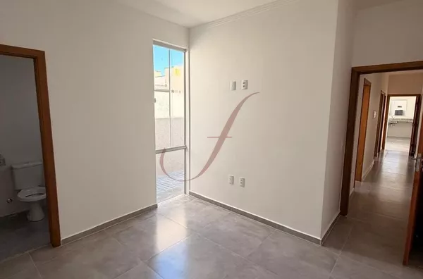 Casa Residencial de 3 quartos, Parque Real, Pouso Alegre MG