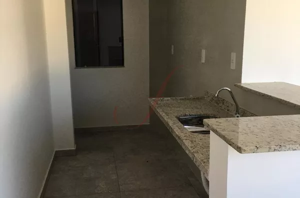 Apartamento com quintal,  Residencial Parque dos Fontes, Pouso Alegre MG