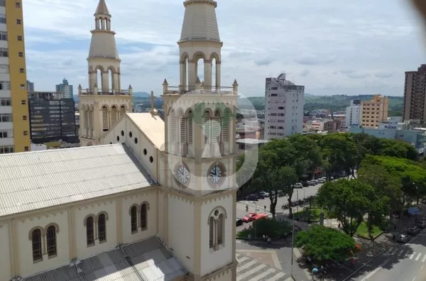 Apartamento ao lado da Catedral Metropolitana