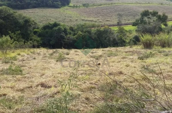 Terreno rural de 2000m² escriturado estuda permuta