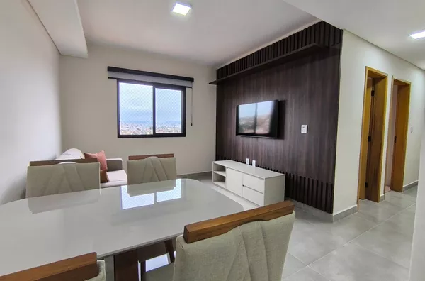 Apartamento mobiliado e com planejados, Bairro São Carlos, Pouso Alegre MG