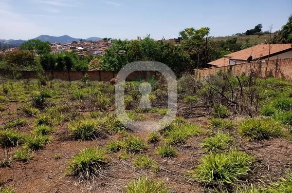 Lote murado 2.100 mts, Bairro Caiçara, Pouso Alegre MG