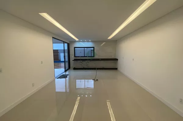 Casa para venda, 4 quarto(s),  Astúrias, Pouso Alegre