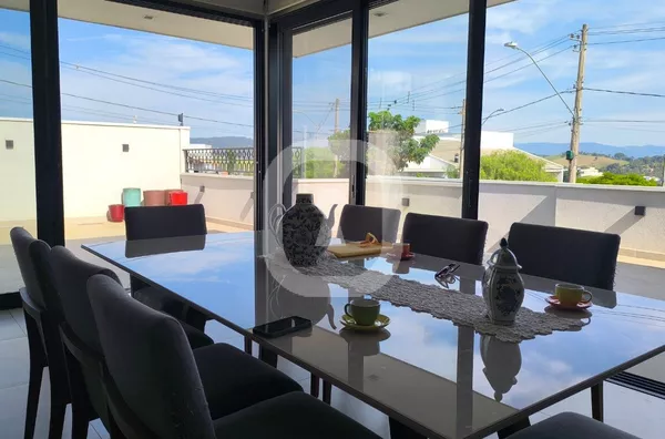 Casa de dois pavimentos para venda, 4 quarto(s),  Astúrias, Pouso Alegre