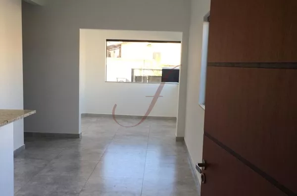 Apartamento com quintal,  Residencial Parque dos Fontes, Pouso Alegre MG