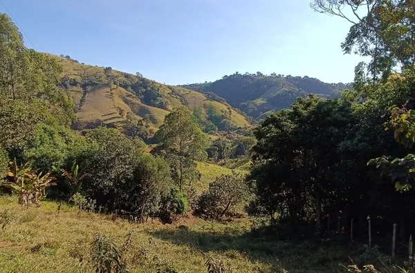 Chácara para venda, 2 quarto(s),  Catigua, Silvianópolis