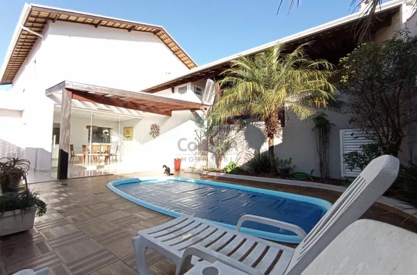 Casa Residencial, Bairro Altaville, Pouso Alegre MG