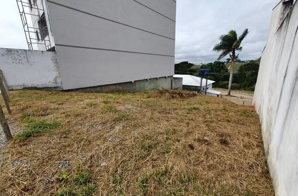 Terreno 300m² no Santa Branca à venda