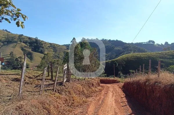 Chácara para venda, 2 quarto(s),  Catigua, Silvianópolis