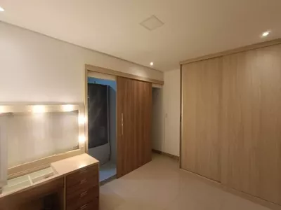 Casa com 5 quartos sendo 3 suítes, área gourmet com jacuzzi, piscina aquecida, em Bairro Boa Vista - Foto 26