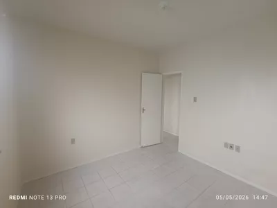 Ponto comercial + 2 apartamentos na parte superior, na Av. Santa Helena, esquina com a Nilo Peçanha - Foto 8