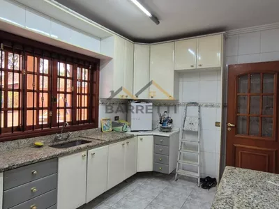 Chácara à venda com 6 dormitórios, sendo 2 suítes, 5 banheiros e 10 vagas de garagem - Foto 11