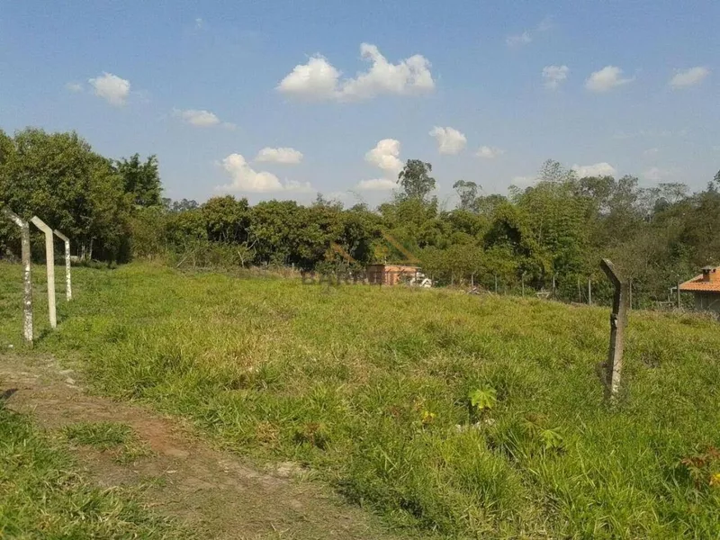 Terreno à venda de 1.500m² no Condomínio Recanto dos Pássaros, em Tupi - Foto Principal