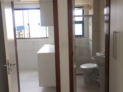 Apto de 3 quartos com suite e 2 semi suítes, dependência completa, 3 VAGAS COBERTAS , lazer comple - Foto 30