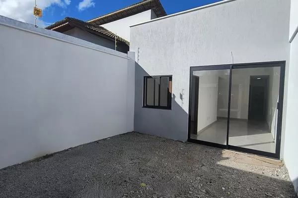 Casa 3 quartos sendo uma suíte, garagem para 2 carros à Venda no Bairro Boa Vista, Vitória da Con - Foto 2